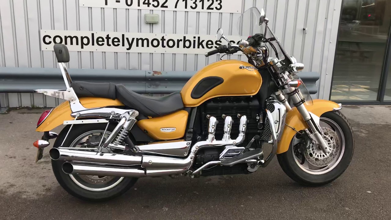 Triumph Rocket III 2300cc - Walkaround video - Completely Motorbikes
