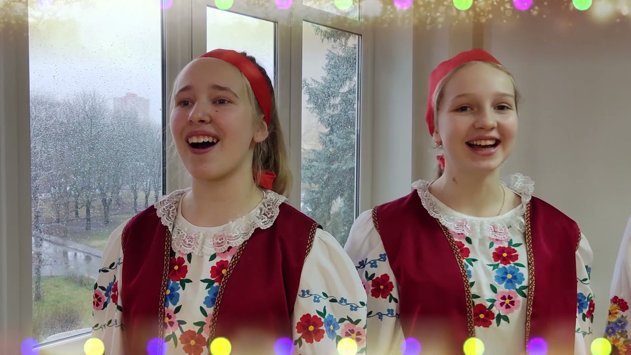 Kyiv Nightingales sing Ukrainian folk carols