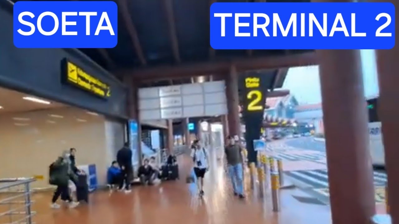 Walking at Terminal 2, Soekarno-Hatta Airport,  Jakarta,  Indonesia 🇮🇩