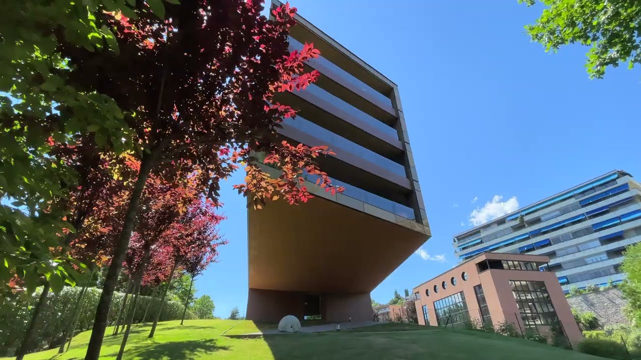 Appartamento moderno con piscina, zona fitness e vista sul Lago di Lugano in vendita (WELUG1067)