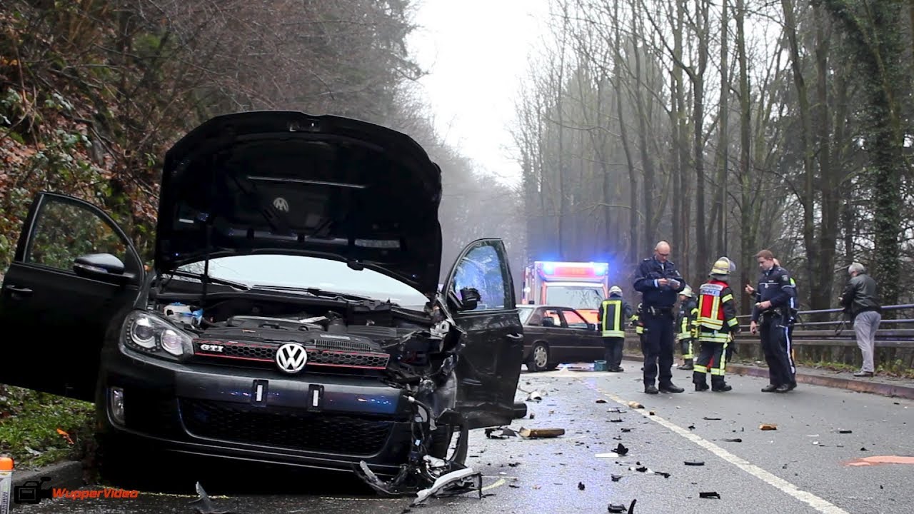 Frontalcrash nach Trunkenheitsfahrt | Solingen, 20.12.2017