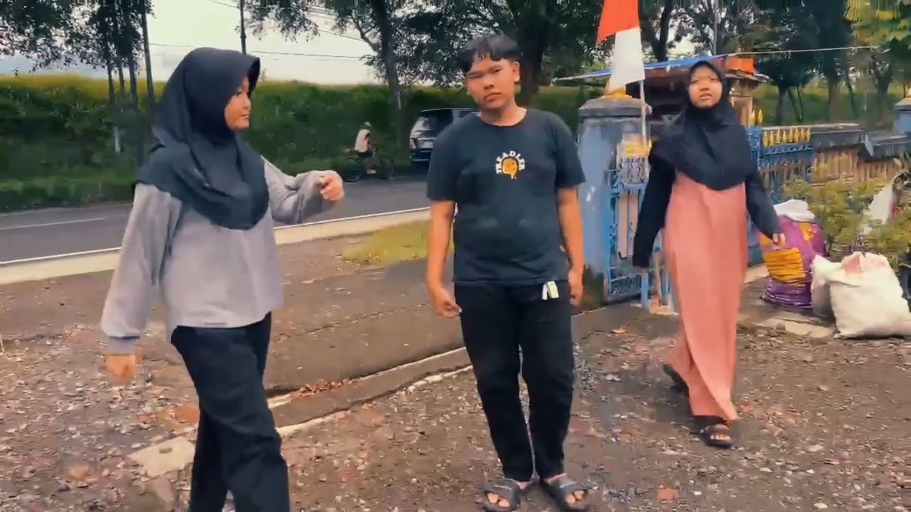 DRAMA BASA SUNDA — 9i