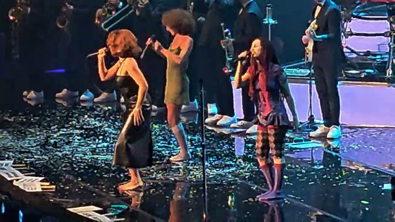 RAYE - THIS TOUR MAY CONTAIN NEW MUSIC Part35 #raye #ziggodome #28Jan2026