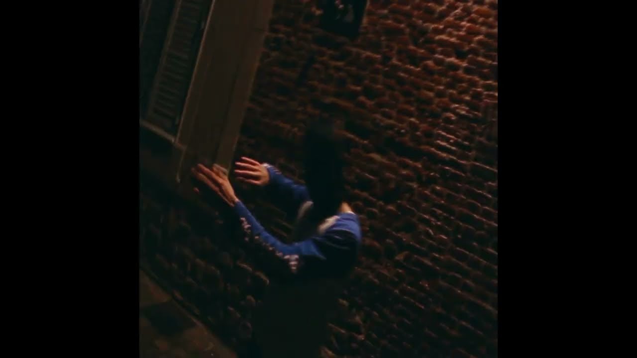 V4L - HELP ME (Clip Officiel)