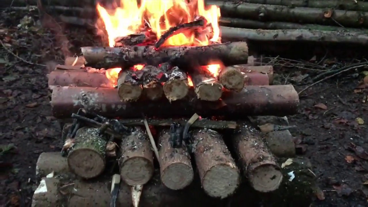 Wild camp overnighter, upside down fire and baking bread