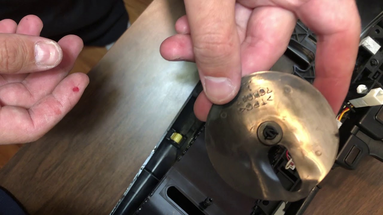 2014 rav4  remove center console