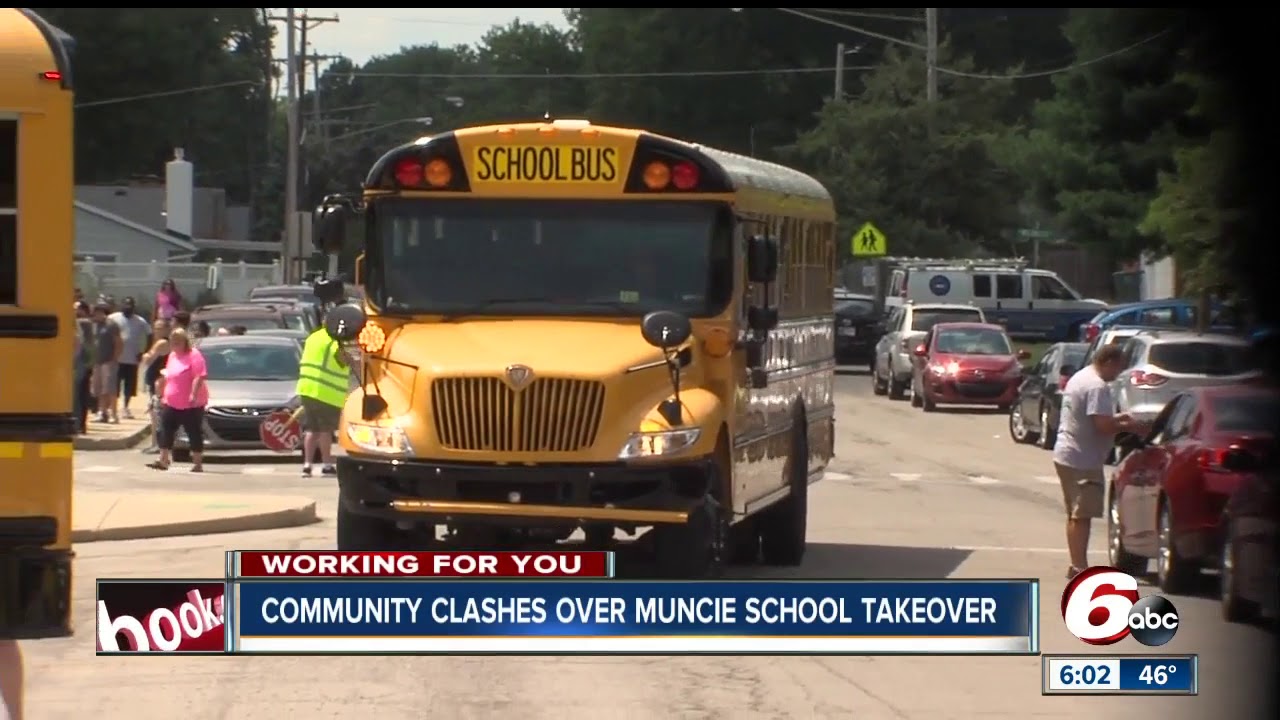 Hundreds of teachers quit as Muncie schools face state takeover