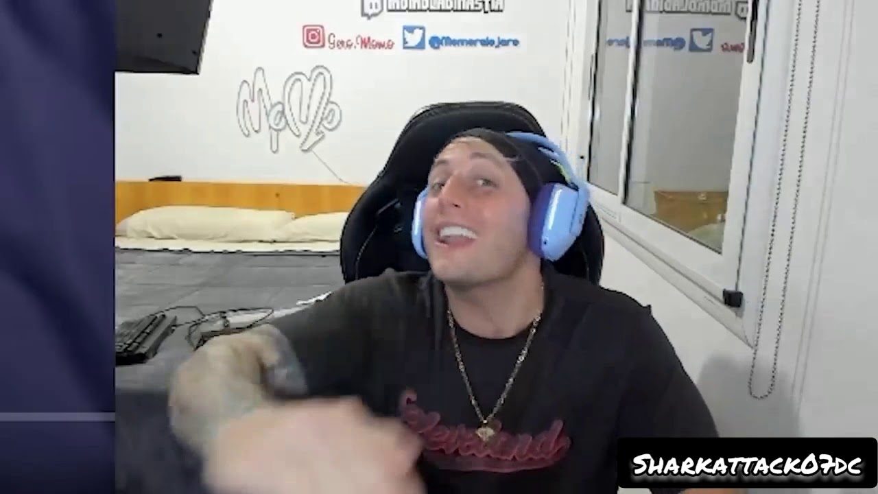 10 minutos de Momo baneando (vale la pena ver porque es good)