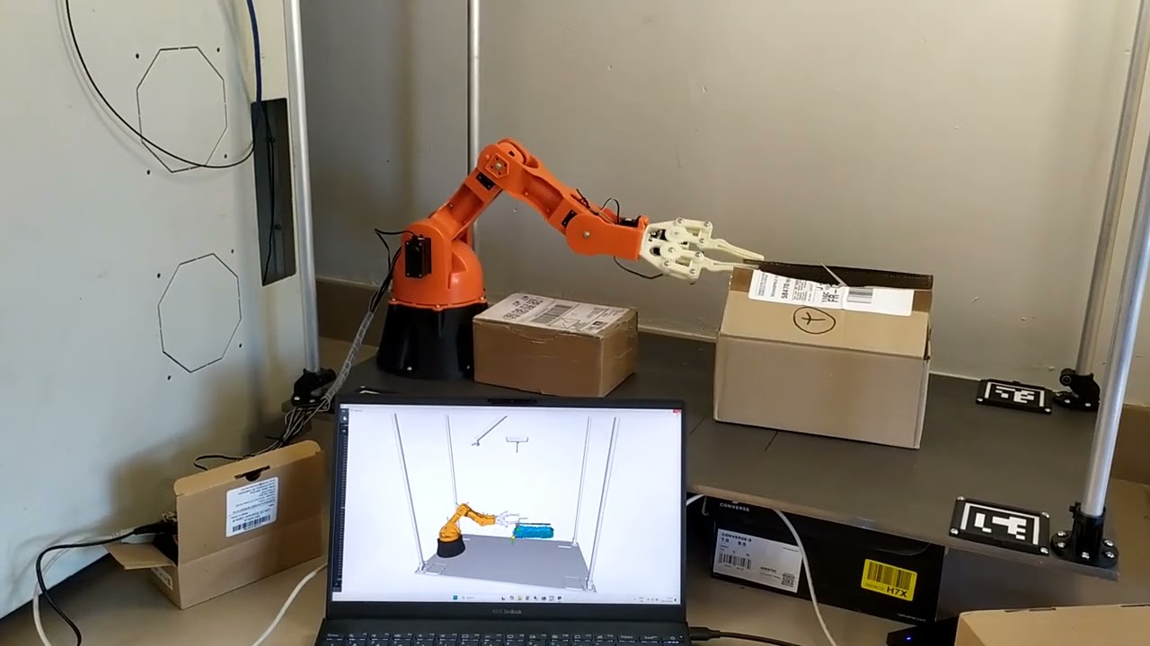 First attempt at (autonomously) opening the cardboard box with the Arduino Braccio arm #2