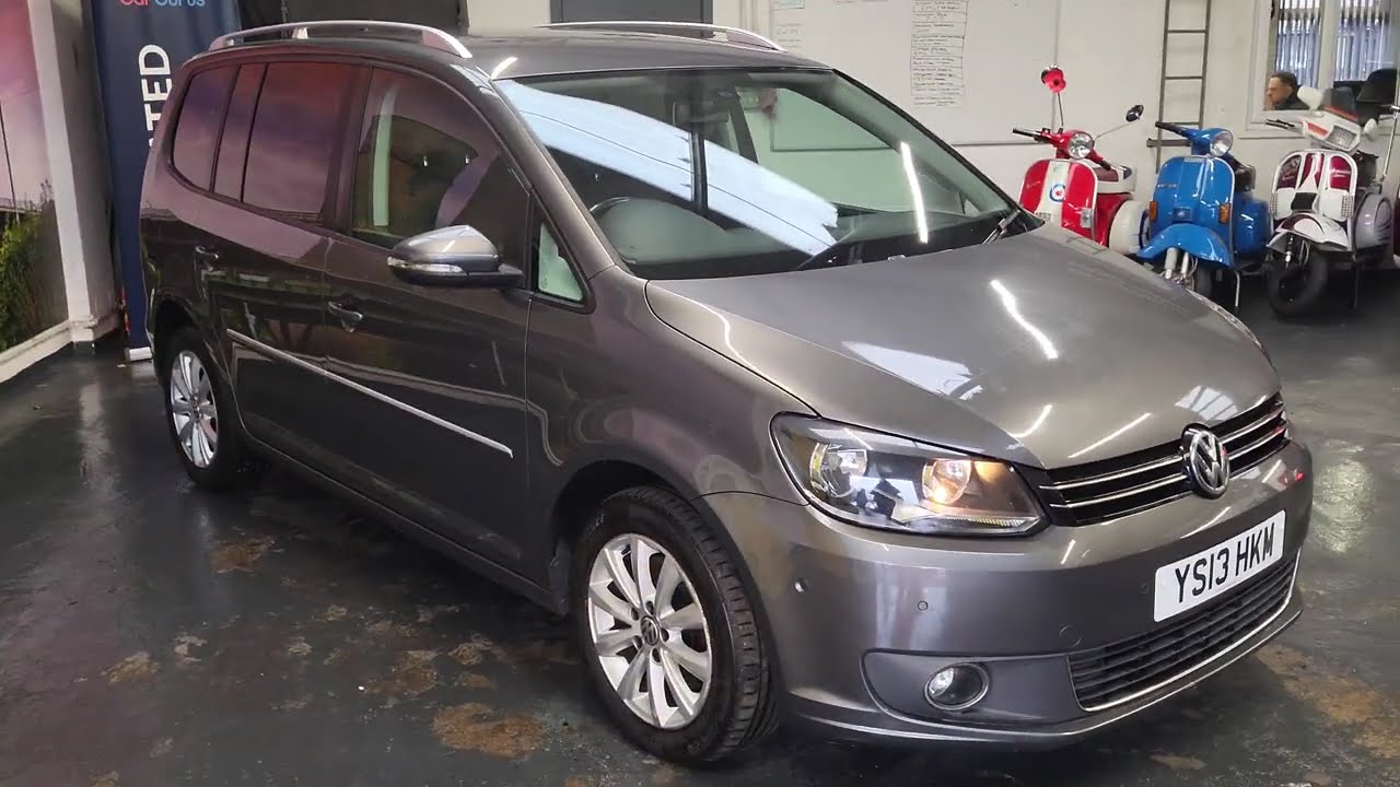 VOLKSWAGEN TOURAN @cskmotors9446