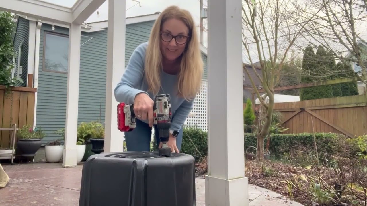 I saved $175 building my own compost bin in 30 minutes!