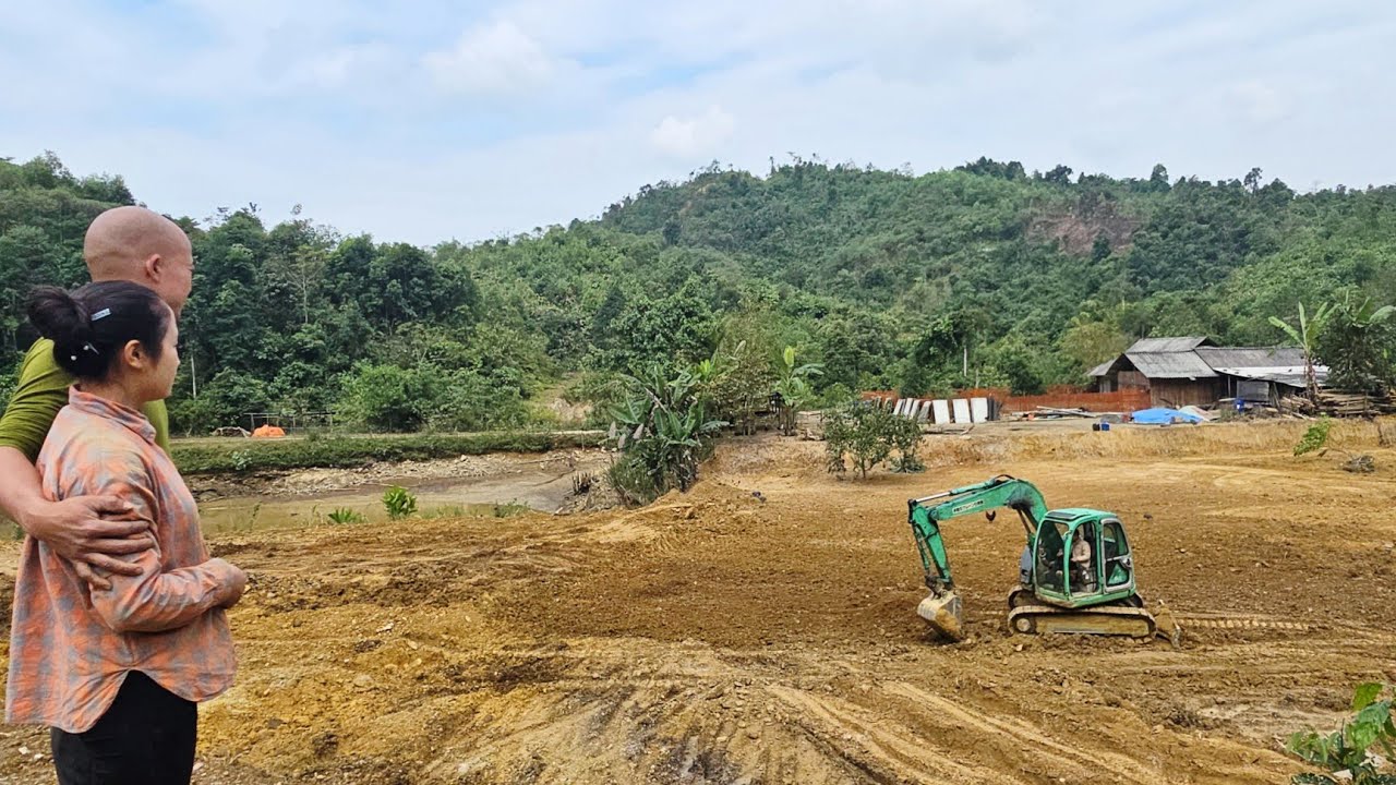 Phan Chieu was delighted that the massive farm was completed, but worried about the exorbitant cost.