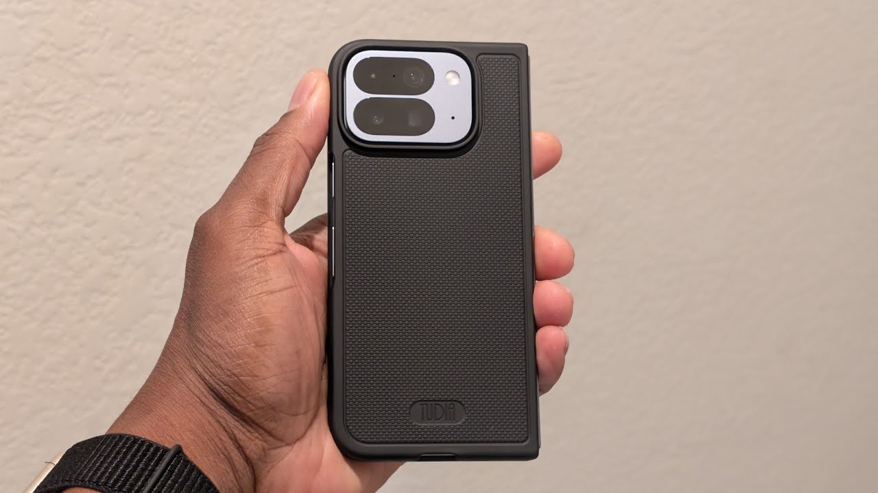 Смартфон Google Pixel 10 Pro Fold получил новый чехол Tudia из карбонового волокна и многое другое!