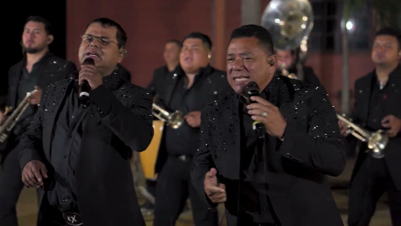 SE ESTA MURIENDO UN CORAZON - LOS EX DE LA BANDA (EN VIVO)