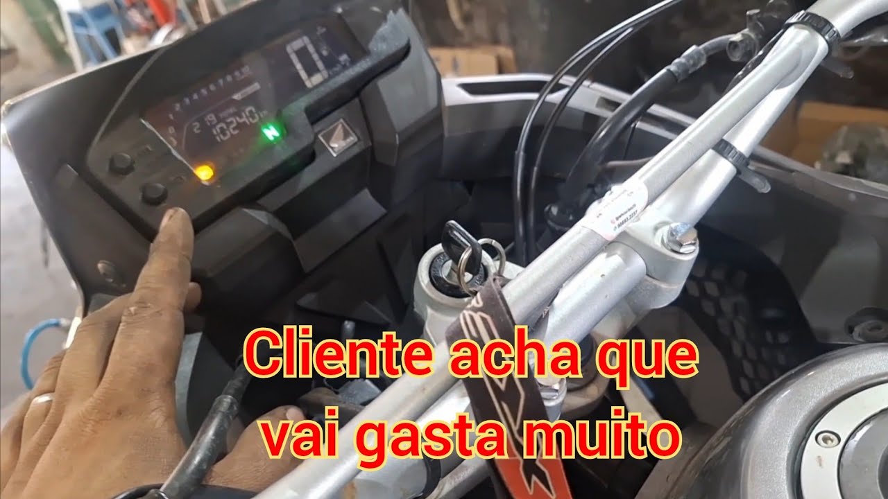 XRE 300 COM A LUZ DO ABS PISCANDO ,VEJA OQUE ERA O DEFEITO