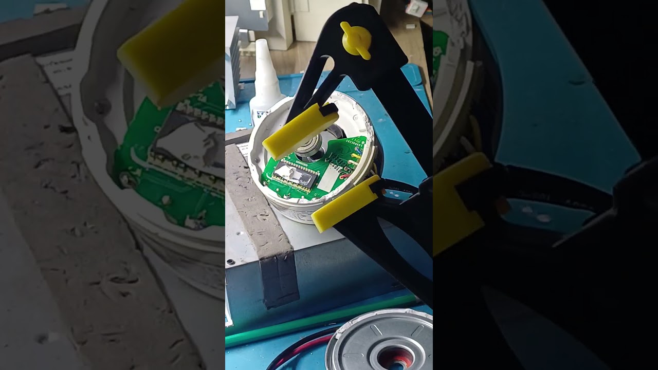 Como trocar rolamento do motor ventilador inverter da evaporadora.