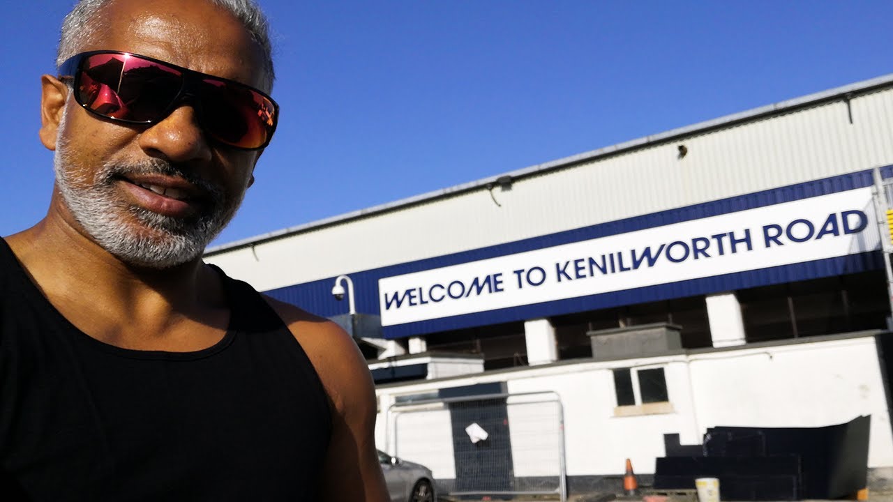 LUTON TOWN FC STADIUM OUTSIDE SEPT 2023 KENILWORTH ROAD