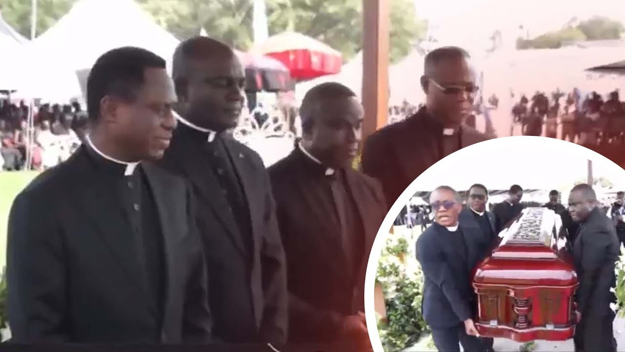 Apostles and Pastors Pay Their Last Respects To The Mortal Remains of Apostle Michael Ntumy 🕊️🕊️