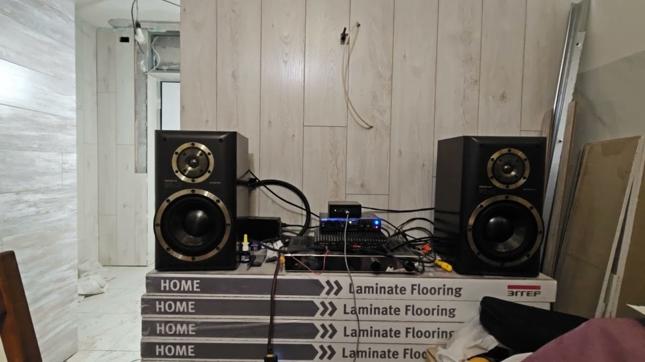 Onkyo monitor 500