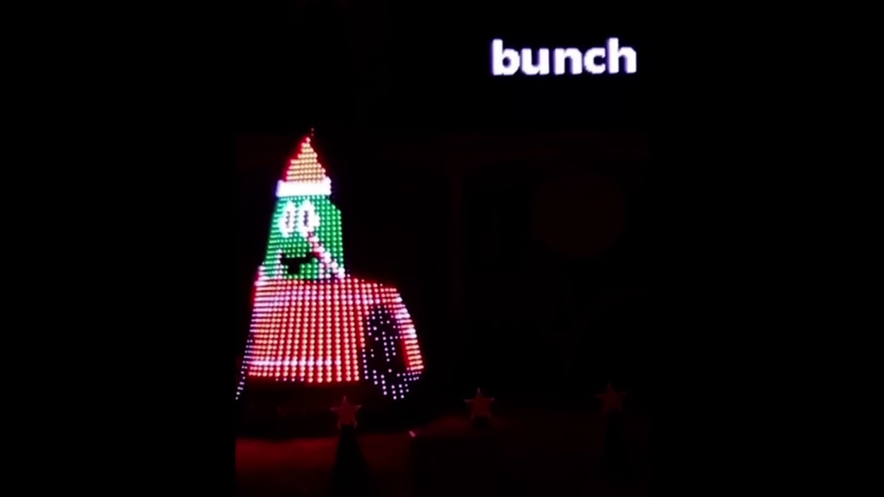 The best Christmas decoration. (Jonathan pizza delivery meme)