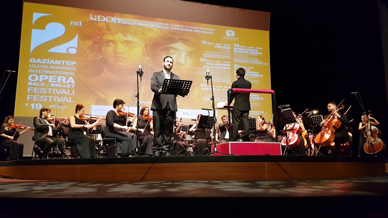 Bahçalarda Mor Meni - Solist:Denis Skura,Şef:Artun Hoinic,Arr:Onur Altıparmak-Au Arias - Samdob