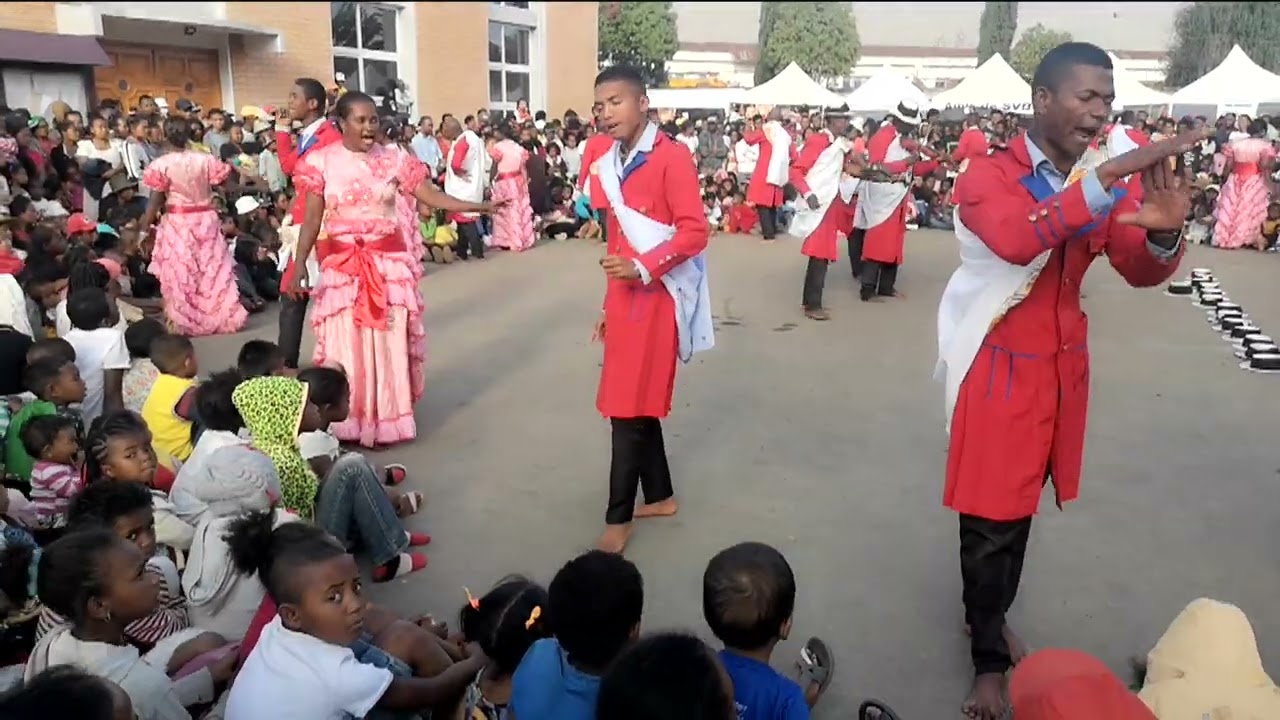 MADAGASCAR HIRA GASY IN ANTANANARIVO