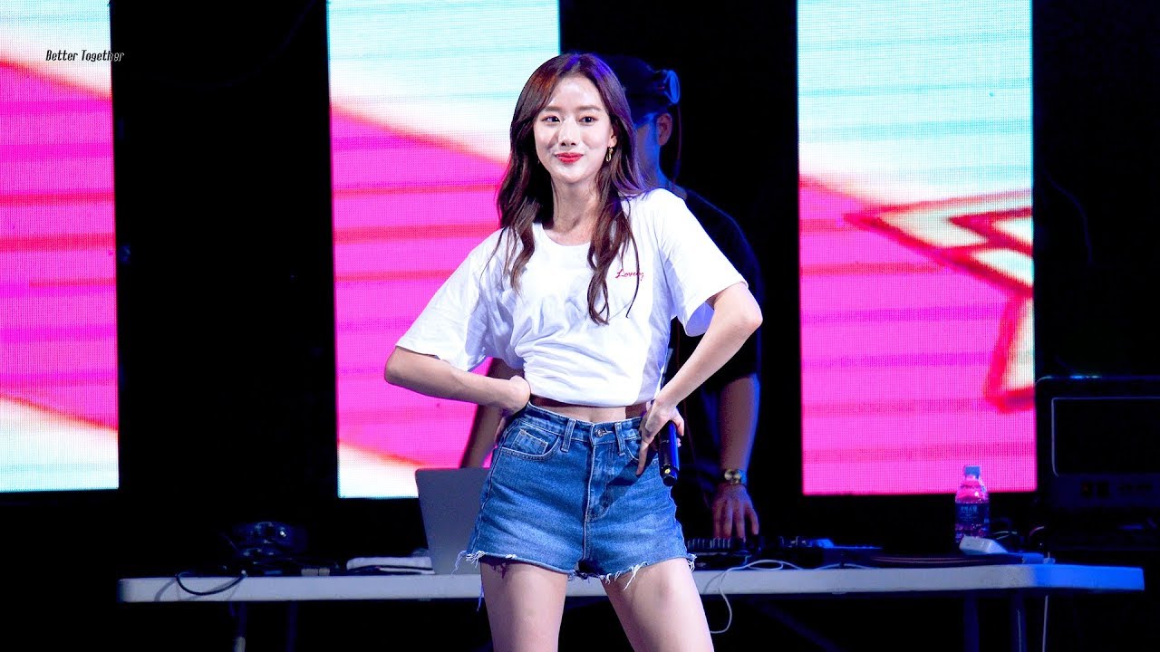 180810 에이프릴(April) 서울 아레나 뮤직 페스티벌 '와우(WOW)' 나은(NAEUN) 직캠 by 김이모 - 4K