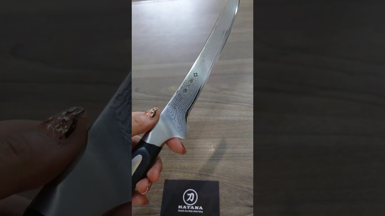 Dao lọc xương Tojiro Flash 63 lớp Damascus VG10 Boning FF-BO150 (150mm)