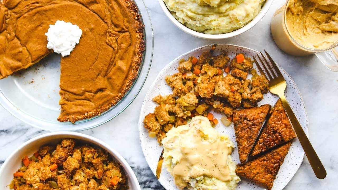 Easy Vegan Thanksgiving Dinner in Under 2 HOURS! 🦃