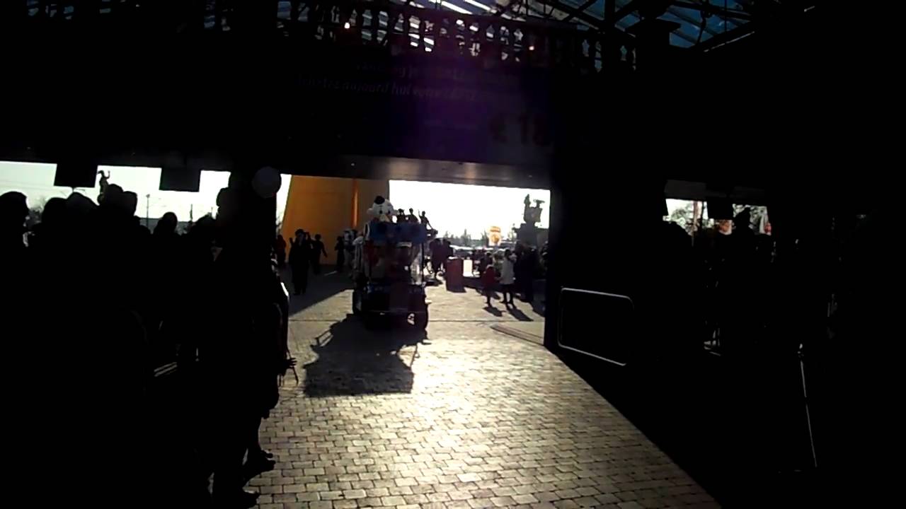 interde Sinterklaas in Plopsaland De Pannne deel 2