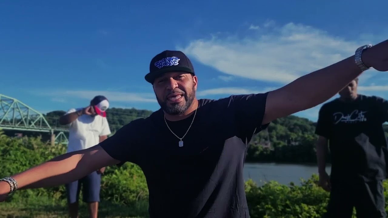 Zonin' - @doomdawiz x @DuckCityMusic