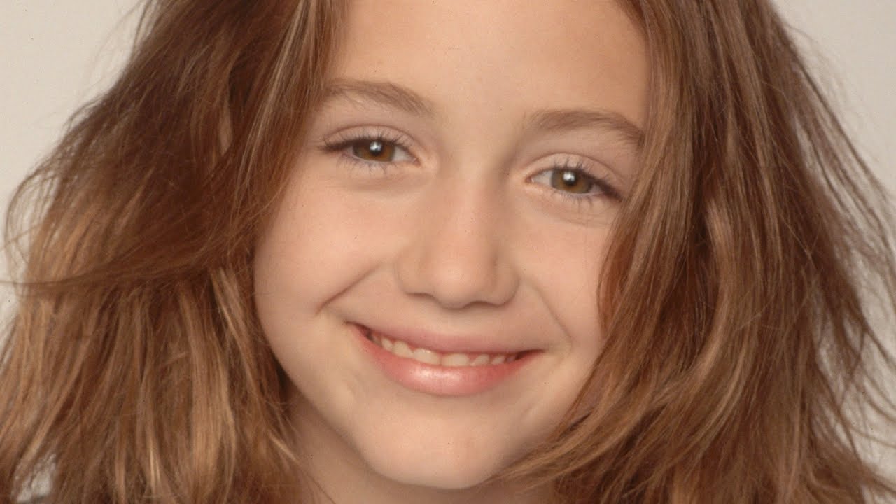 The Little Girl From The Nanny Is Unrecognizable Today