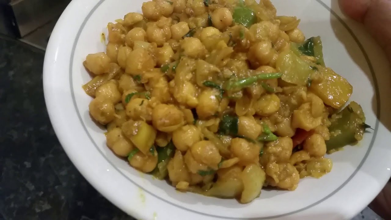 how to make chana masala recipe chickpeas with hot spices Indian style