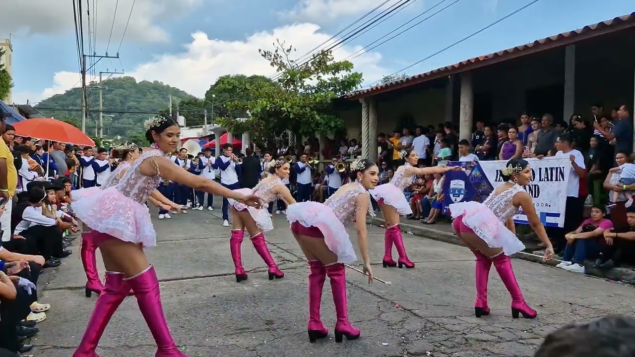 Ilobasco Latin Band en el festival de San Esteban Catarina