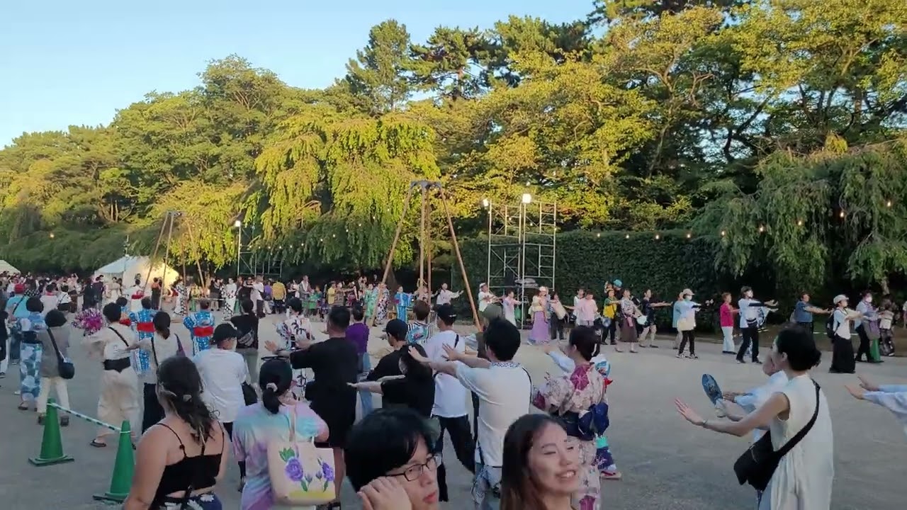 Nagoya Castle Bon Odori Festival Dancing first round　名古屋盆踊り