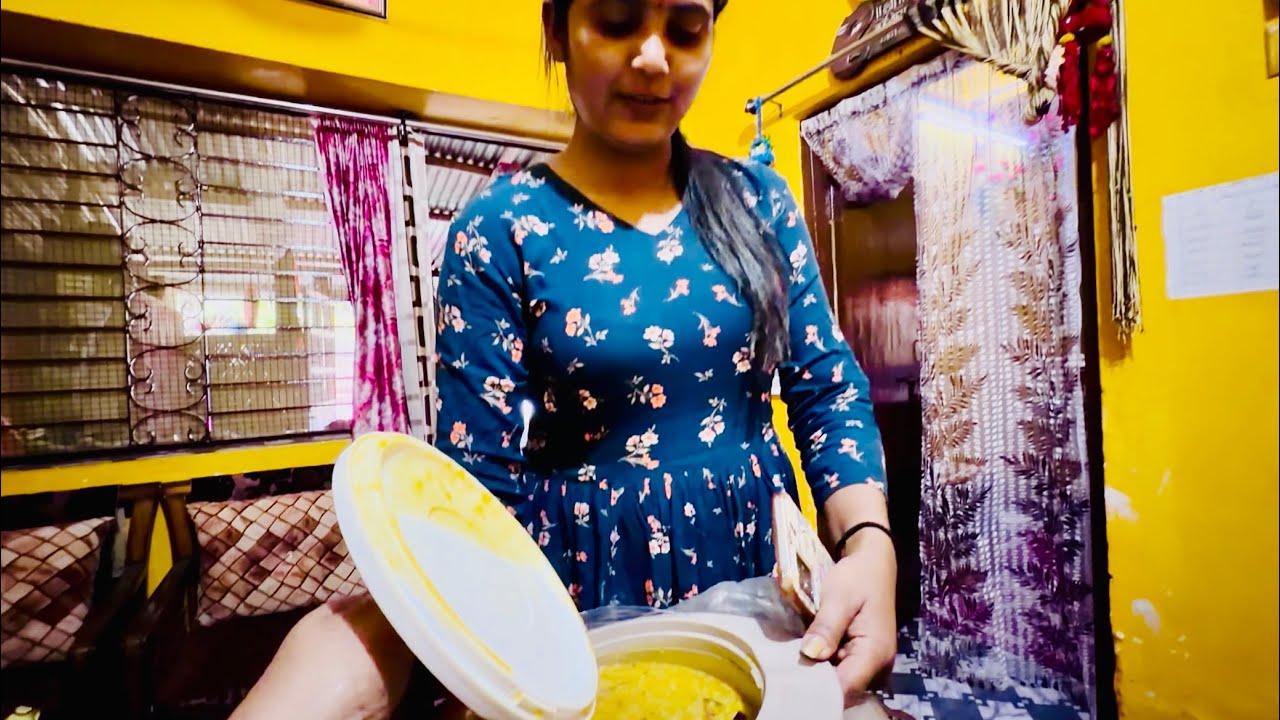 Mandir mein Khichdi😋Ghar mein Khana pina Band😥 ￼￼￼