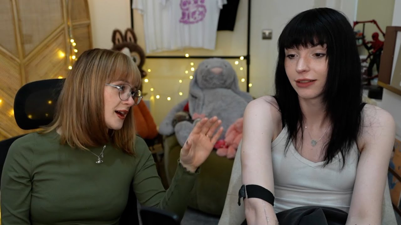 Pierbi attempts to flirt with Icky...
