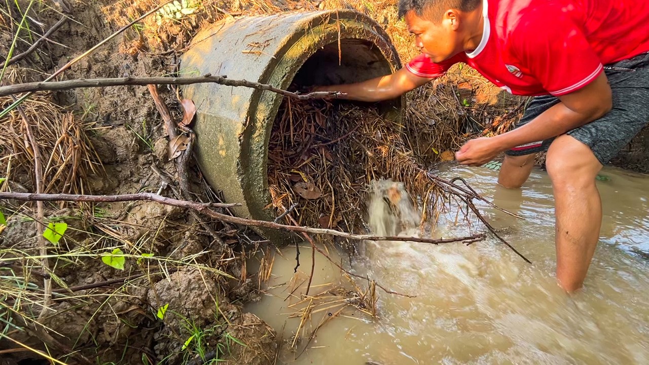 Remove Debris Clogged Culvert Drain