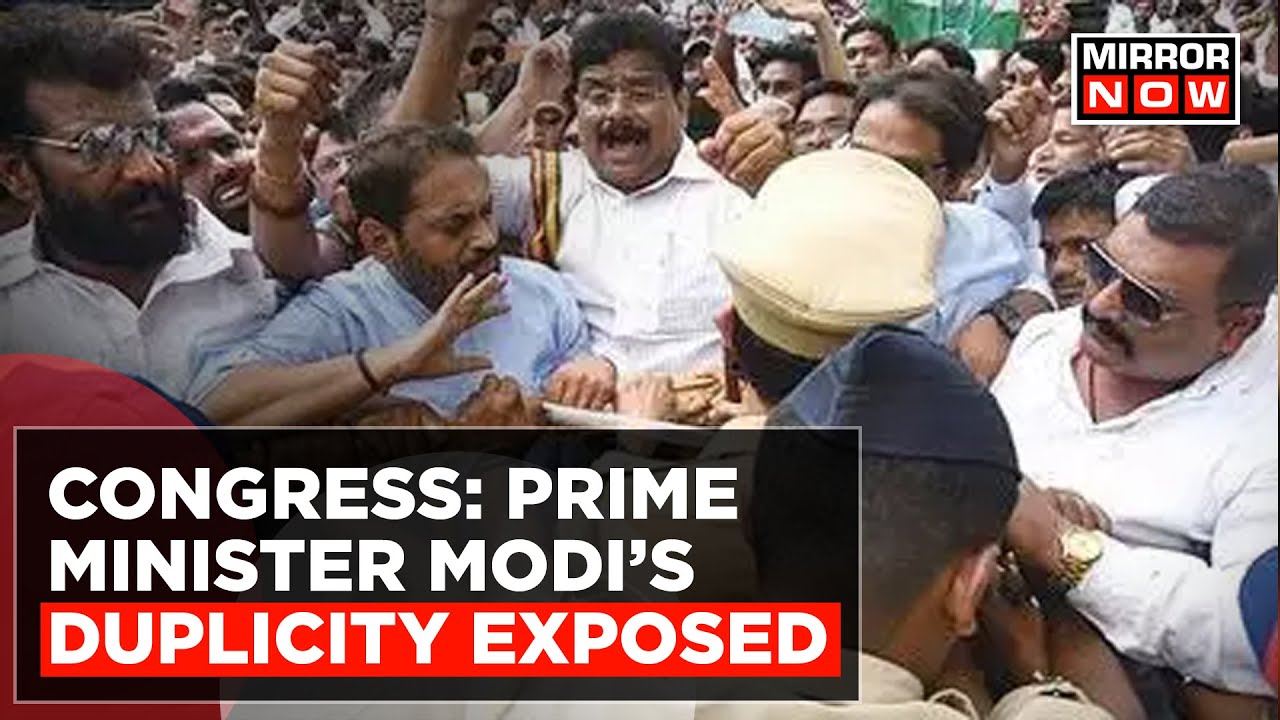 Congress's Mega Stir In Pune: Protested Against BJP Over NCP-BJP Tie Up | Latest News