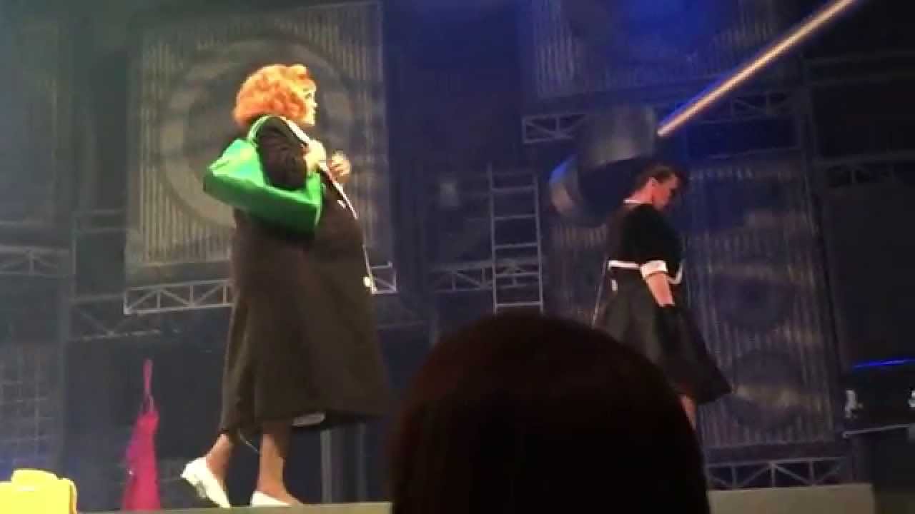 Cuando baja la marea!! Función multiestelar, mentiras el musical