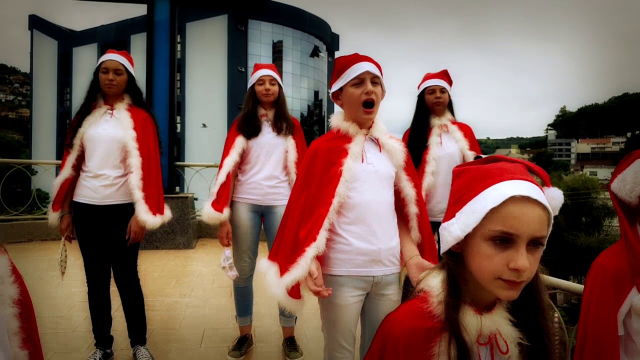 Show de Natal 2020- Coral Infantojuvenil Municipal (Música: UM MUNDO BEM MELHOR)- CAPINZAL SC