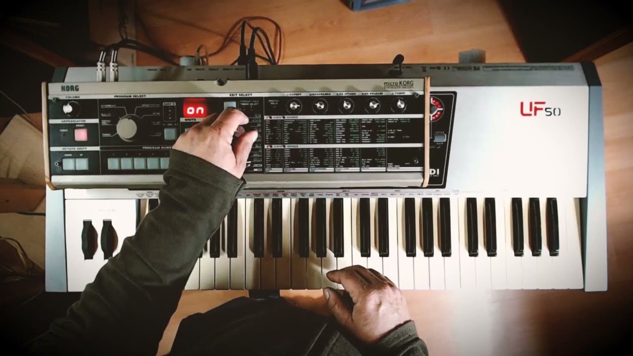 Korg Microkorg MK1 M y CME UF50