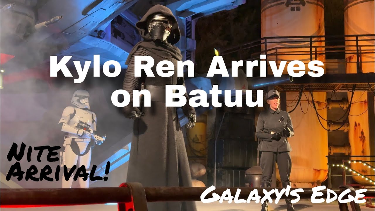 Star Wars: Galaxy’s Edge - Kylo Ren Arrives on Batuu [Nite Arrival] 12/20/25 l Disneyland