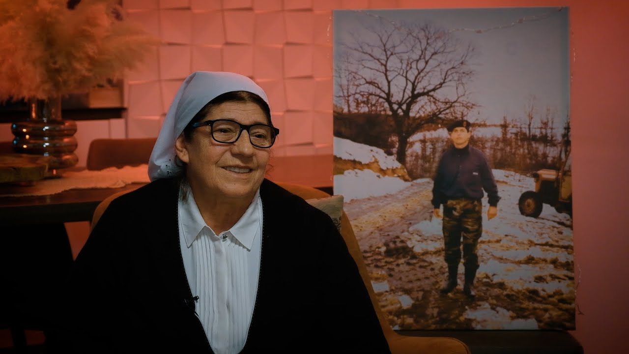 RRËFIME NGA NËNAT - Shake Rama, nëna e Agron Ramës