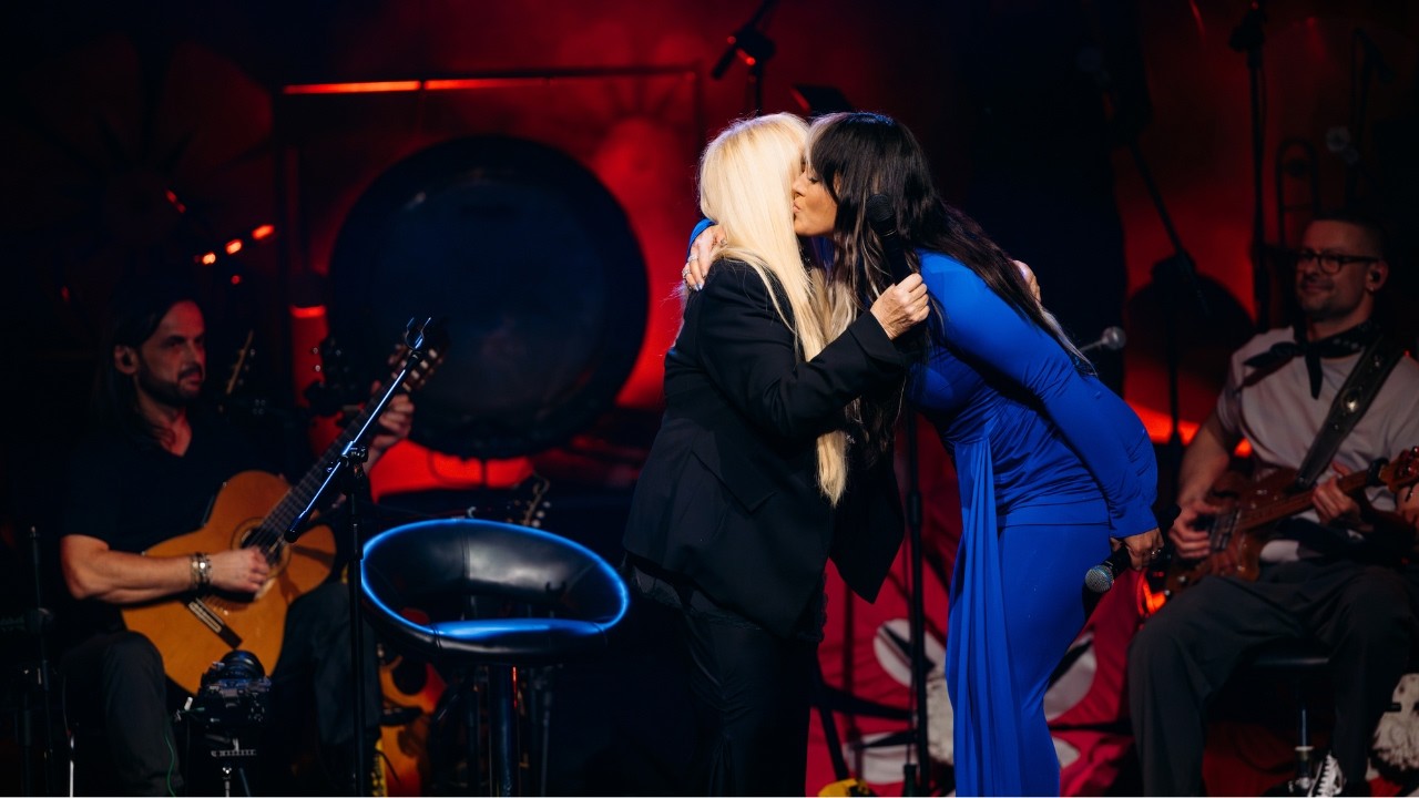 Maryla Rodowicz, Ewa Farna - Czas upływa, lat przybywa [Live MTV Unplugged]