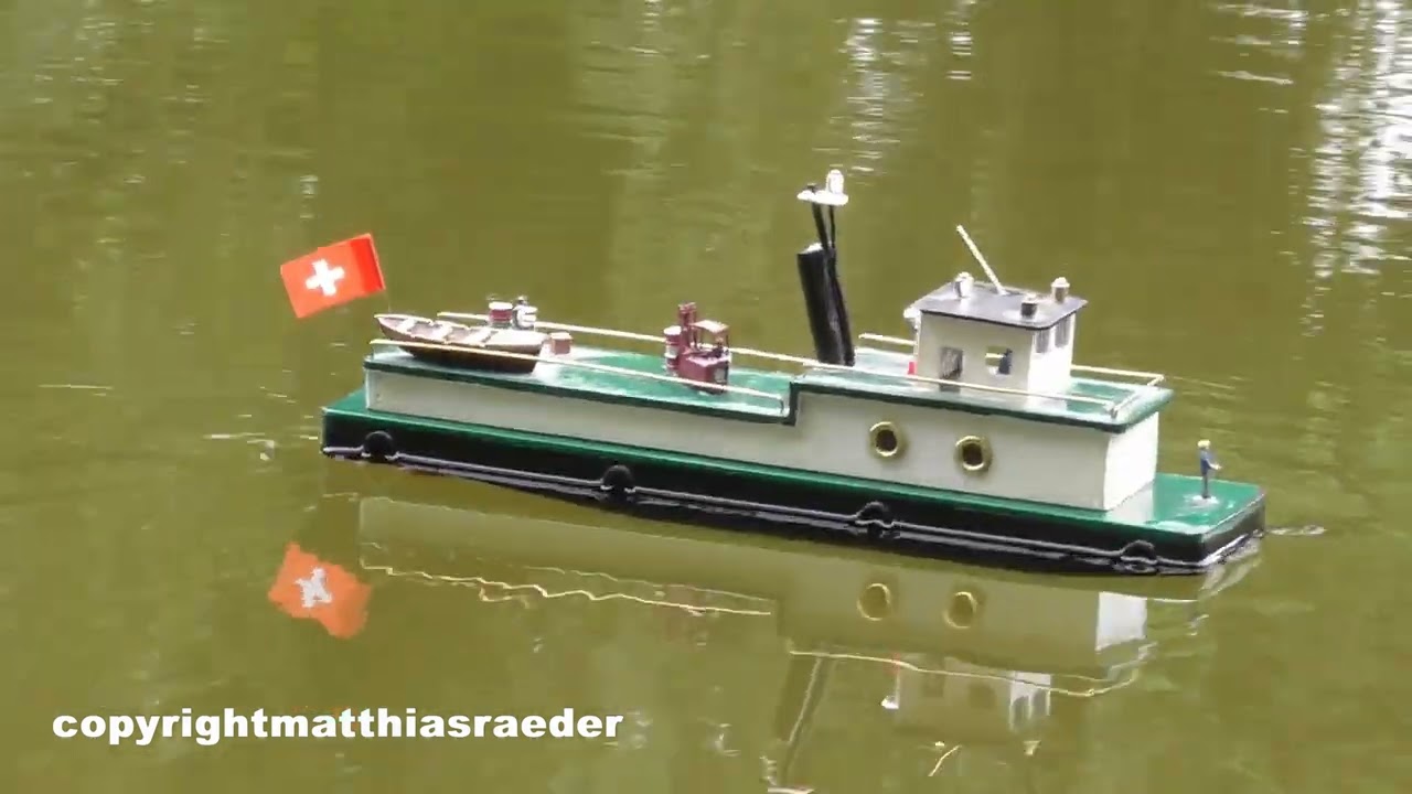 Jugend Fantasie Schubschiff. / youth fantasy push boat.