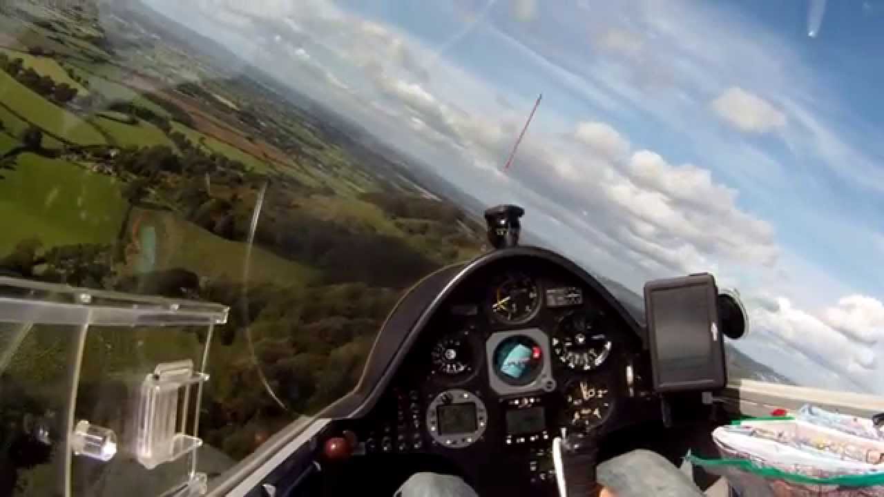 Extreme Gliding - Smokin' the Deck
