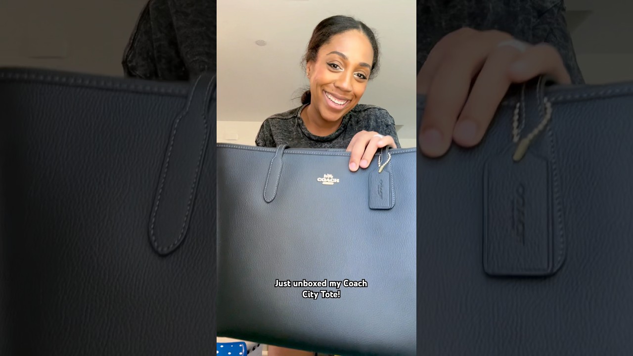 OBSESSED with my new Coach City Tote 😍 | unboxing & first impressions #coachpurse