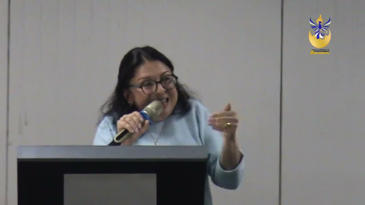 01-03-26 } PREDICA 11:00 AM - PEGADOS A DIOS. Pastora María Alexandra de Valecillos.