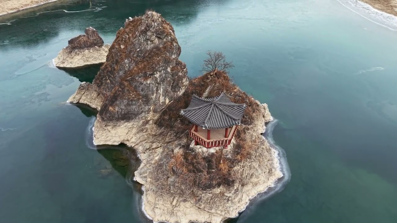  Dodamsambong Peaks 도담삼봉